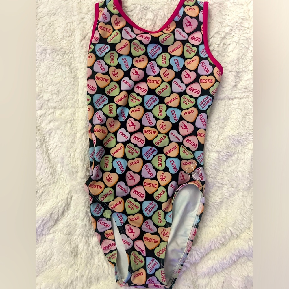 SOLD on cross post CL Valentine’s Day leotard